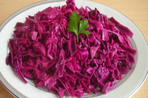 Kara Lahana Salatası